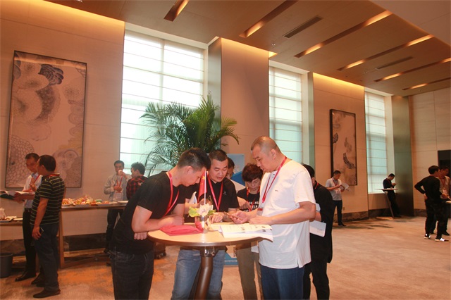 uWHrP3YnQCupxoWBPTi_yQ